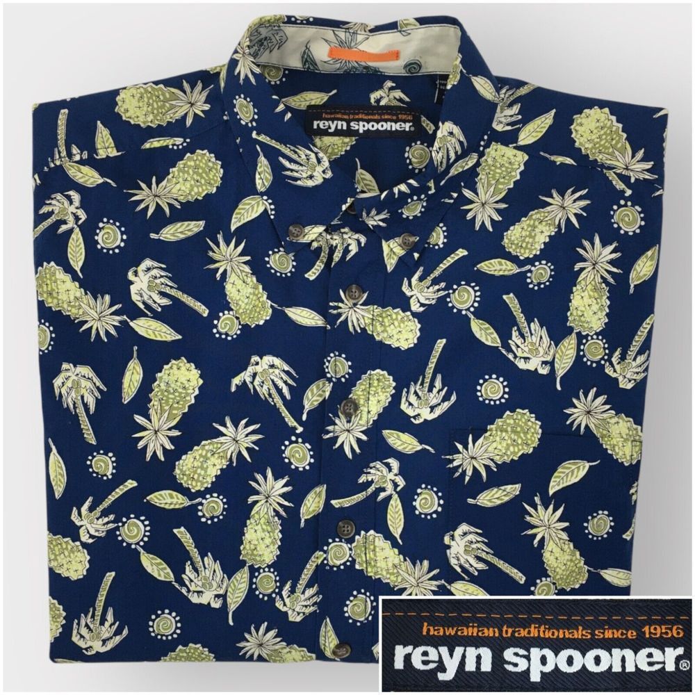 Reyn Spooner Hawaiian Shirt Mens Size M Blue Cotton Cruise Vacation Pineapple